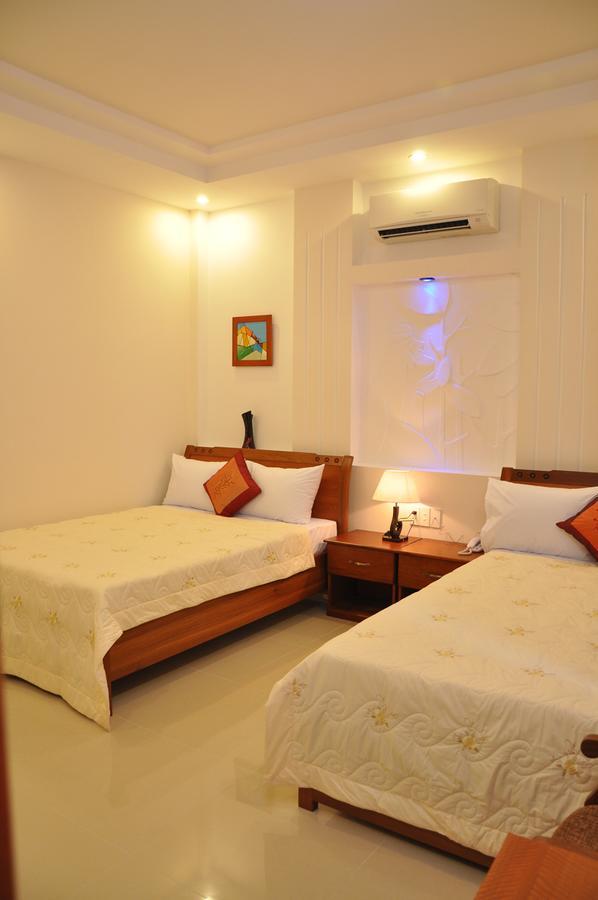 Tuyet Van Hotel Da Nang Exteriör bild