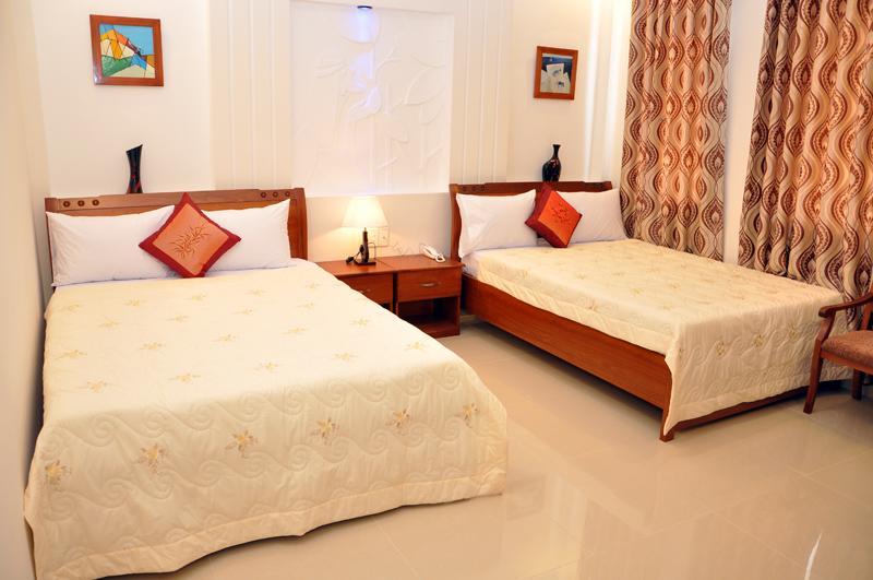 Tuyet Van Hotel Da Nang Exteriör bild